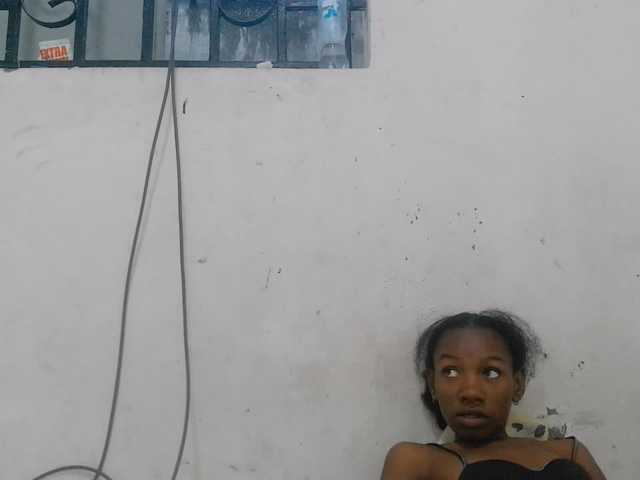 Claudiaah live cam on BongaCams