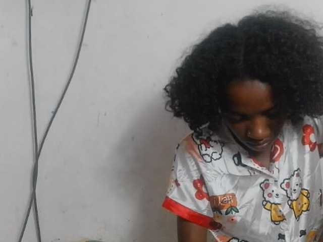Claudiaah live cam on BongaCams