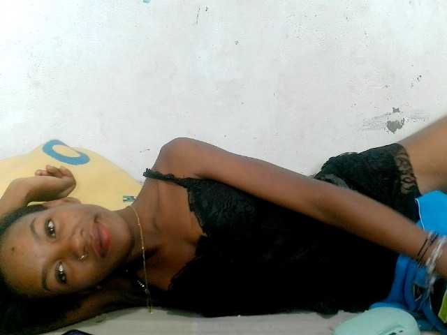 Claudiaah live cam on BongaCams