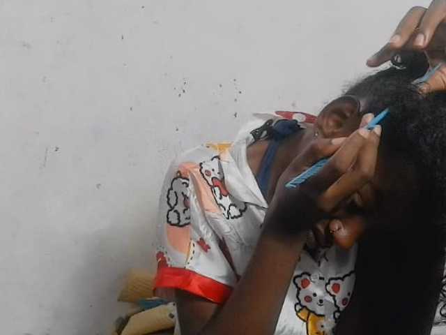Claudiaah live cam on BongaCams