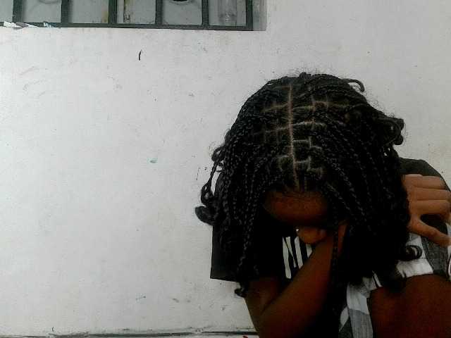 Claudiaah live cam on BongaCams