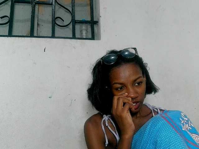 Claudiaah live cam on BongaCams
