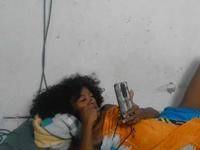 Claudiaah live cam on BongaCams