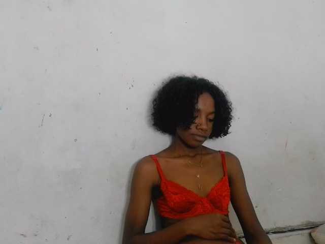 Claudiaah live cam on BongaCams