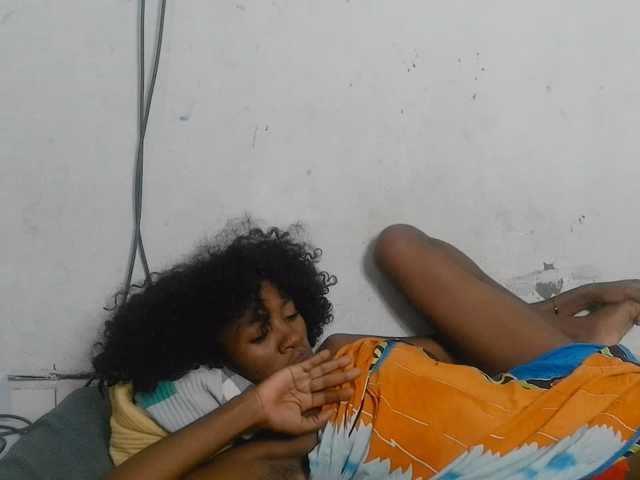 Claudiaah live cam on BongaCams