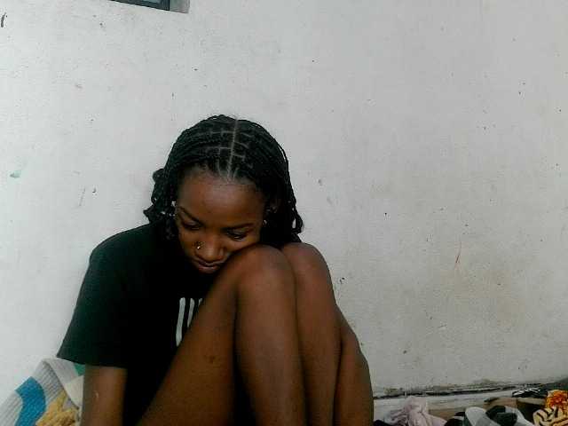 Claudiaah live cam on BongaCams