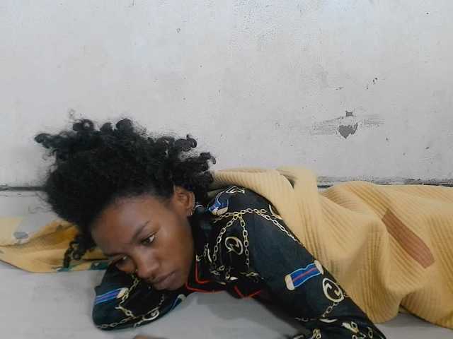 Claudiaah live cam on BongaCams