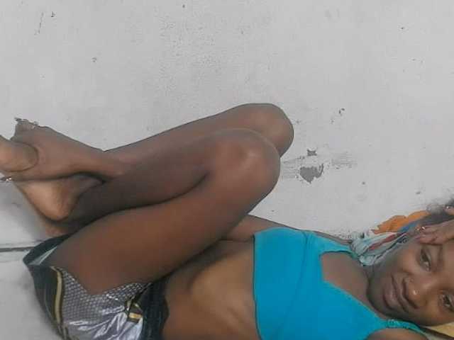 Claudiaah live cam on BongaCams