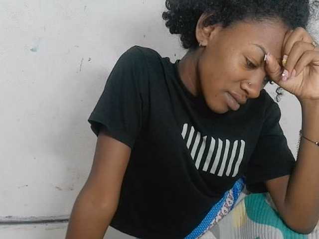 Claudiaah live cam on BongaCams