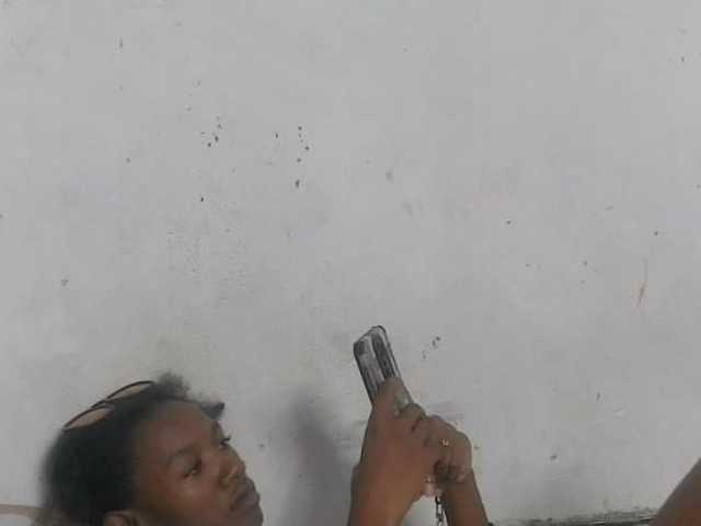 Claudiaah live cam on BongaCams