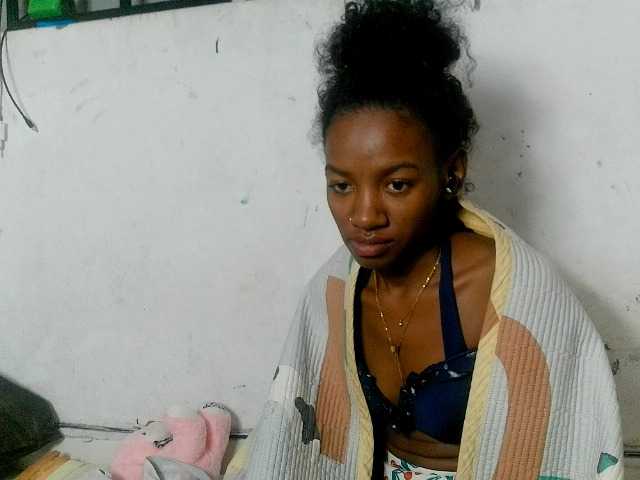 Claudiaah live cam on BongaCams