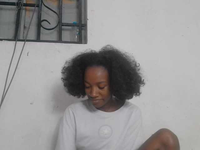 Claudiaah live cam on BongaCams