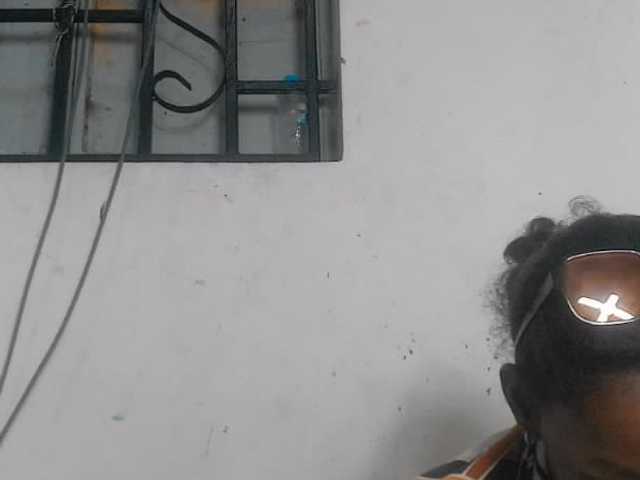 Claudiaah live cam on BongaCams