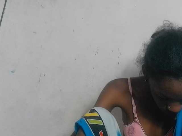 Claudiaah live cam on BongaCams