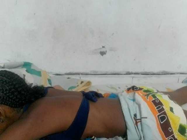 Claudiaah live cam on BongaCams