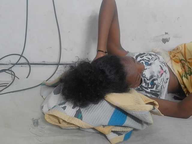 Claudiaah live cam on BongaCams