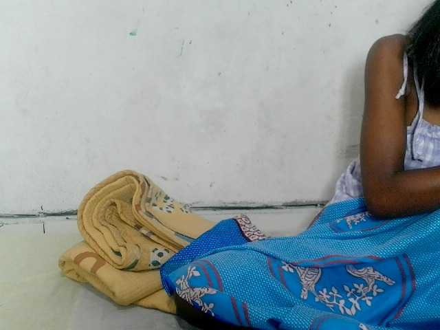 Claudiaah live cam on BongaCams