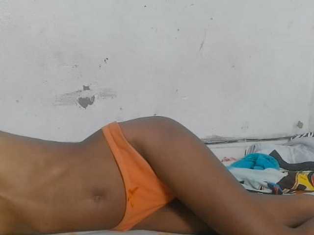 Claudiaah live cam on BongaCams