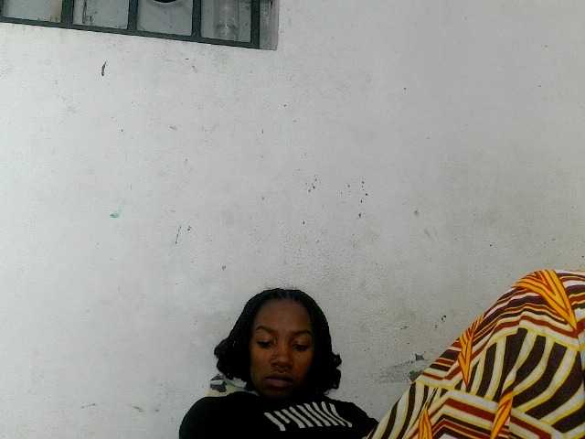 Claudiaah live cam on BongaCams