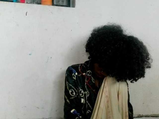 Claudiaah live cam on BongaCams