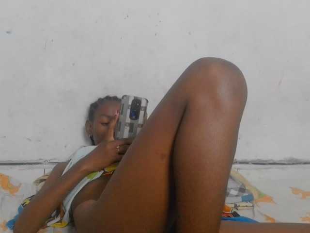 Claudiaah live cam on BongaCams