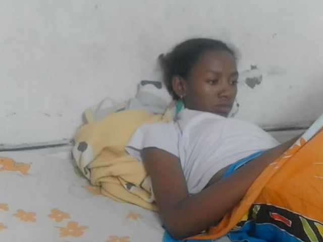 Claudiaah live cam on BongaCams