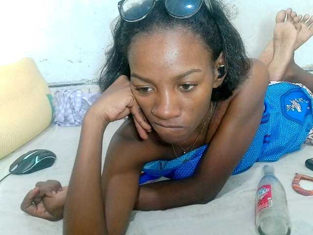 Claudiaah live cam on BongaCams
