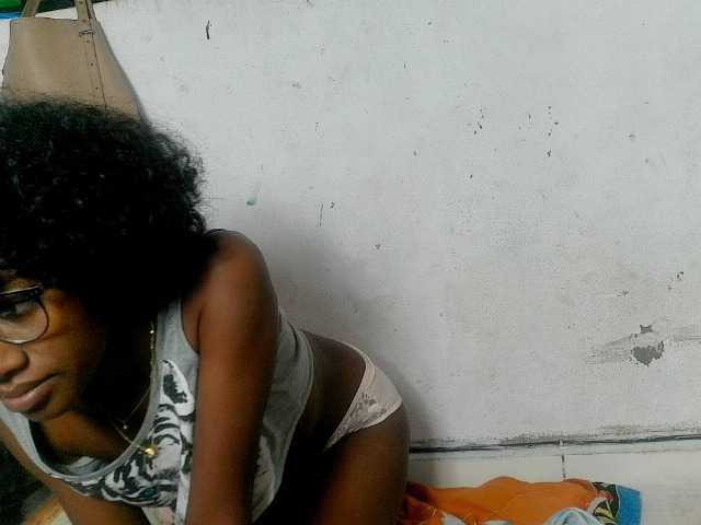 Claudiaah live cam on BongaCams