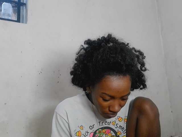 Claudiaah live cam on BongaCams