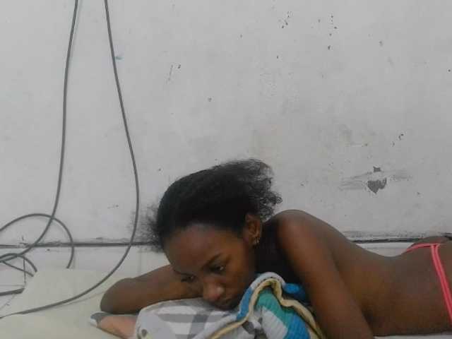 Claudiaah live cam on BongaCams