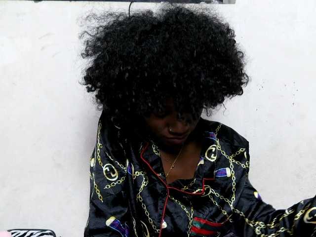 claudiaah live sex