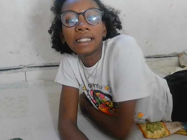Claudiaah live cam on BongaCams
