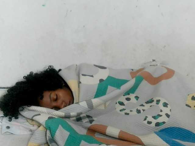 Claudiaah live cam on BongaCams