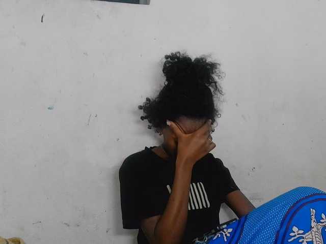 Claudiaah live cam on BongaCams