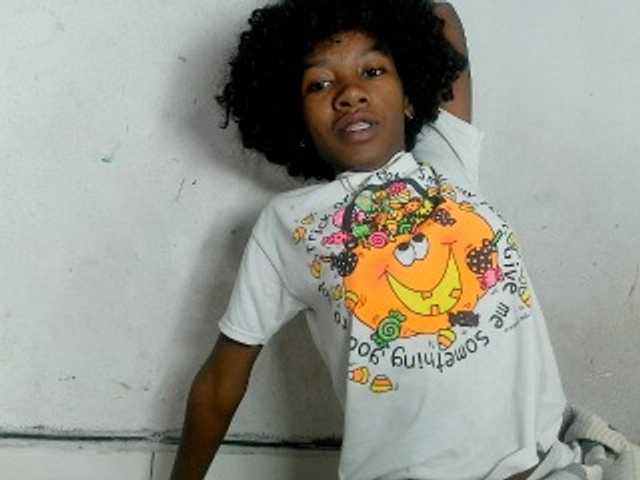 Claudiaah live cam on BongaCams