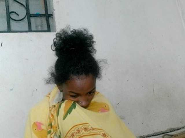 Claudiaah live cam on BongaCams