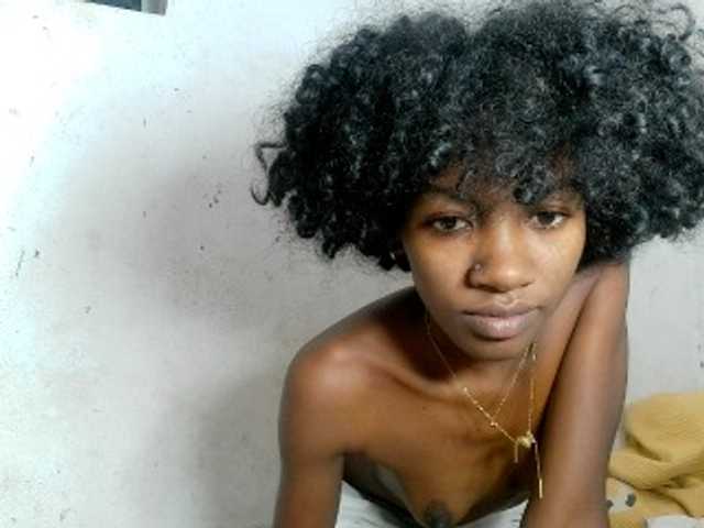 Claudiaah live cam on BongaCams