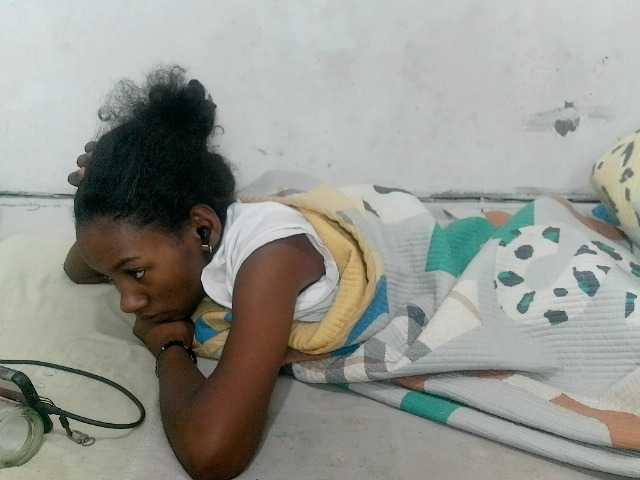 Claudiaah live cam
