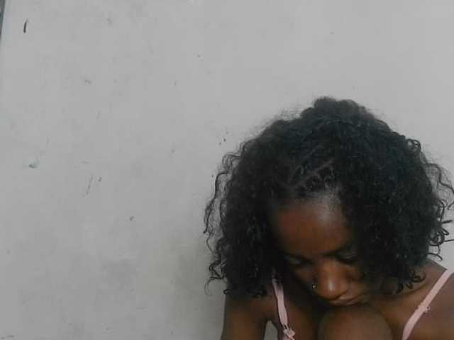 Claudiaah live cam on BongaCams