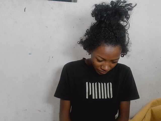 Claudiaah live cam on BongaCams