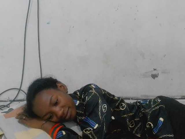 Claudiaah live cam on BongaCams
