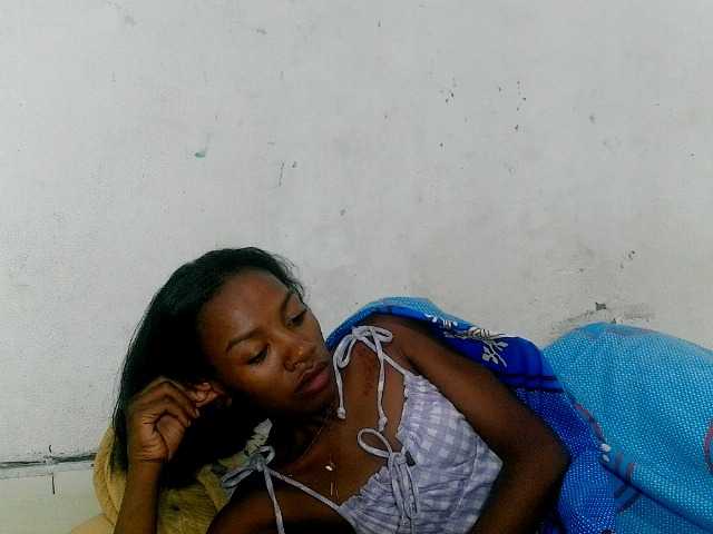 Claudiaah live cam on BongaCams