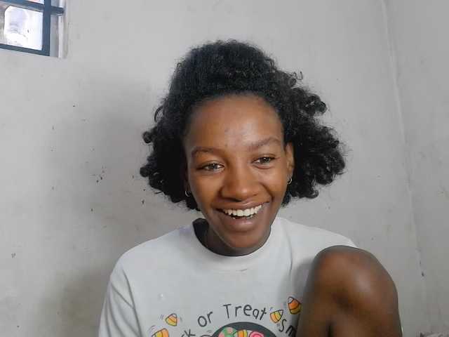Claudiaah live cam on BongaCams