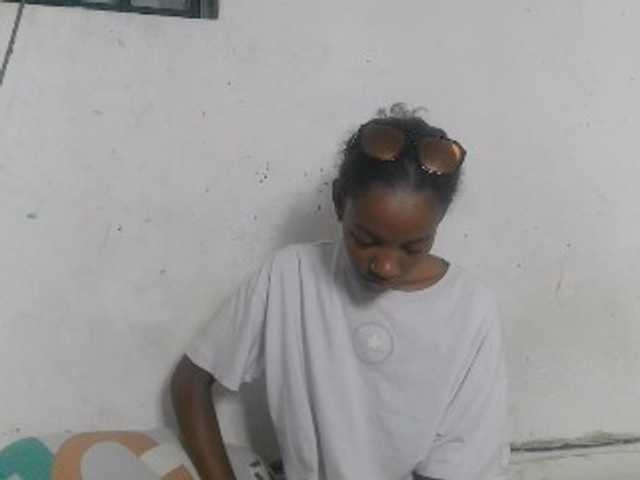 Claudiaah live cam on BongaCams