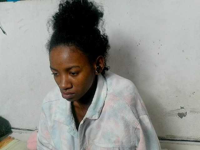 Claudiaah Live Cam on BongaCams