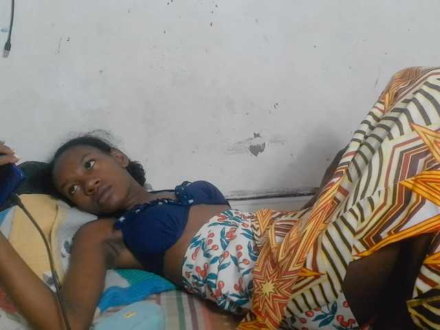 Claudiaah live cam on BongaCams