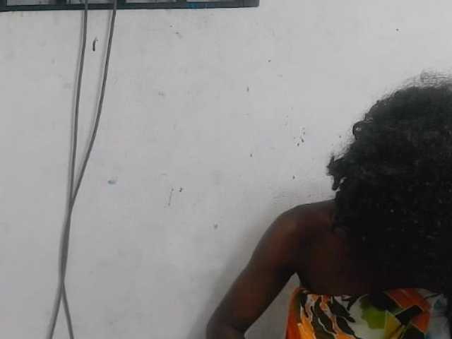 Claudiaah live cam on BongaCams