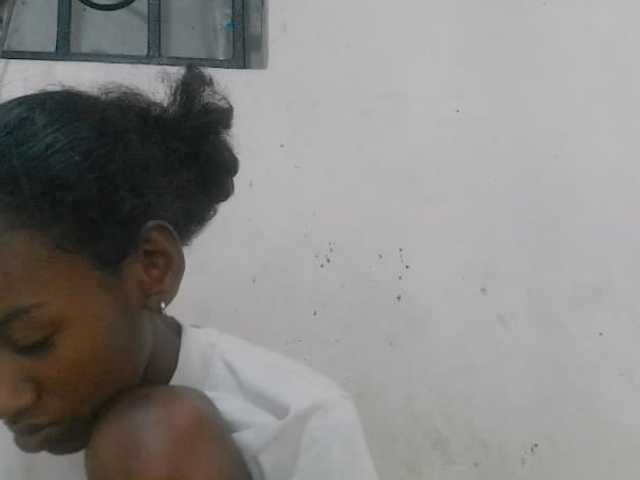 Claudiaah live cam on BongaCams