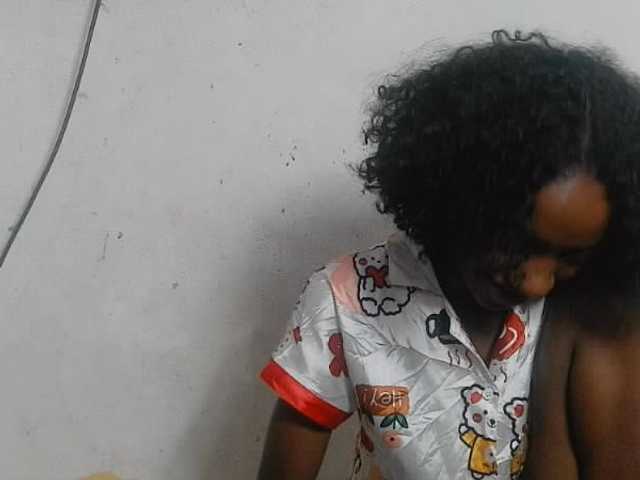 Claudiaah live cam on BongaCams
