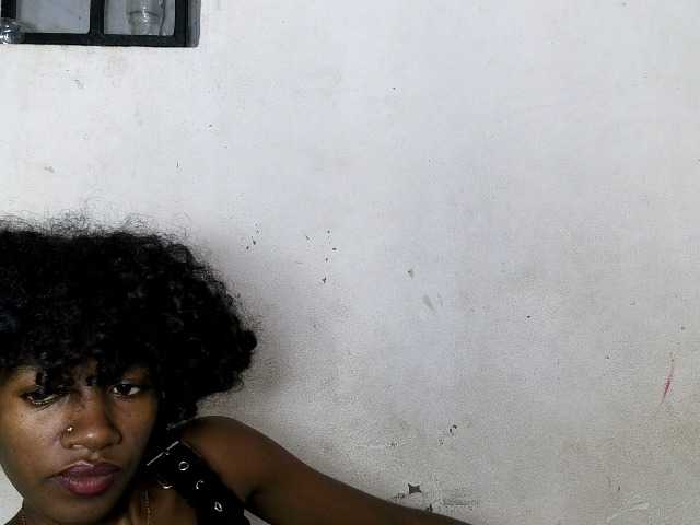 Claudiaah live cam on BongaCams